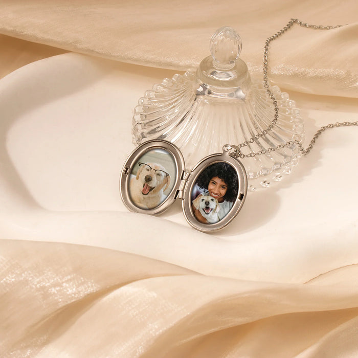 Oval Photo Locket Necklace-Jewelry-Anavia-Afterlife Essentials