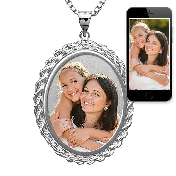 Oval w/ Rope Frame Photo Pendant Jewelry